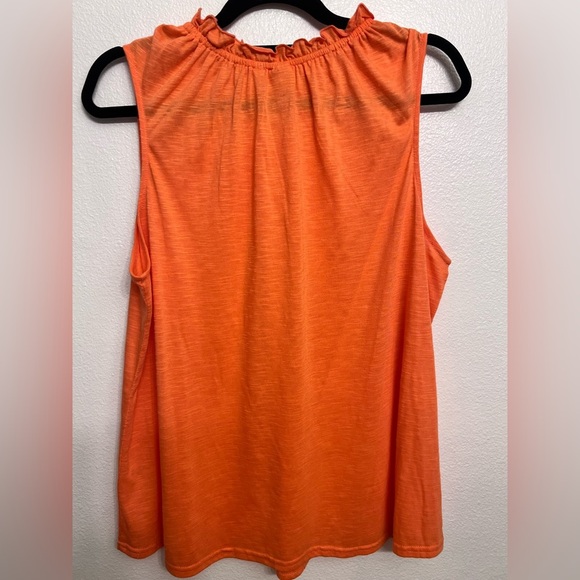 Versona Sleeveless Top - Picture 5 of 7